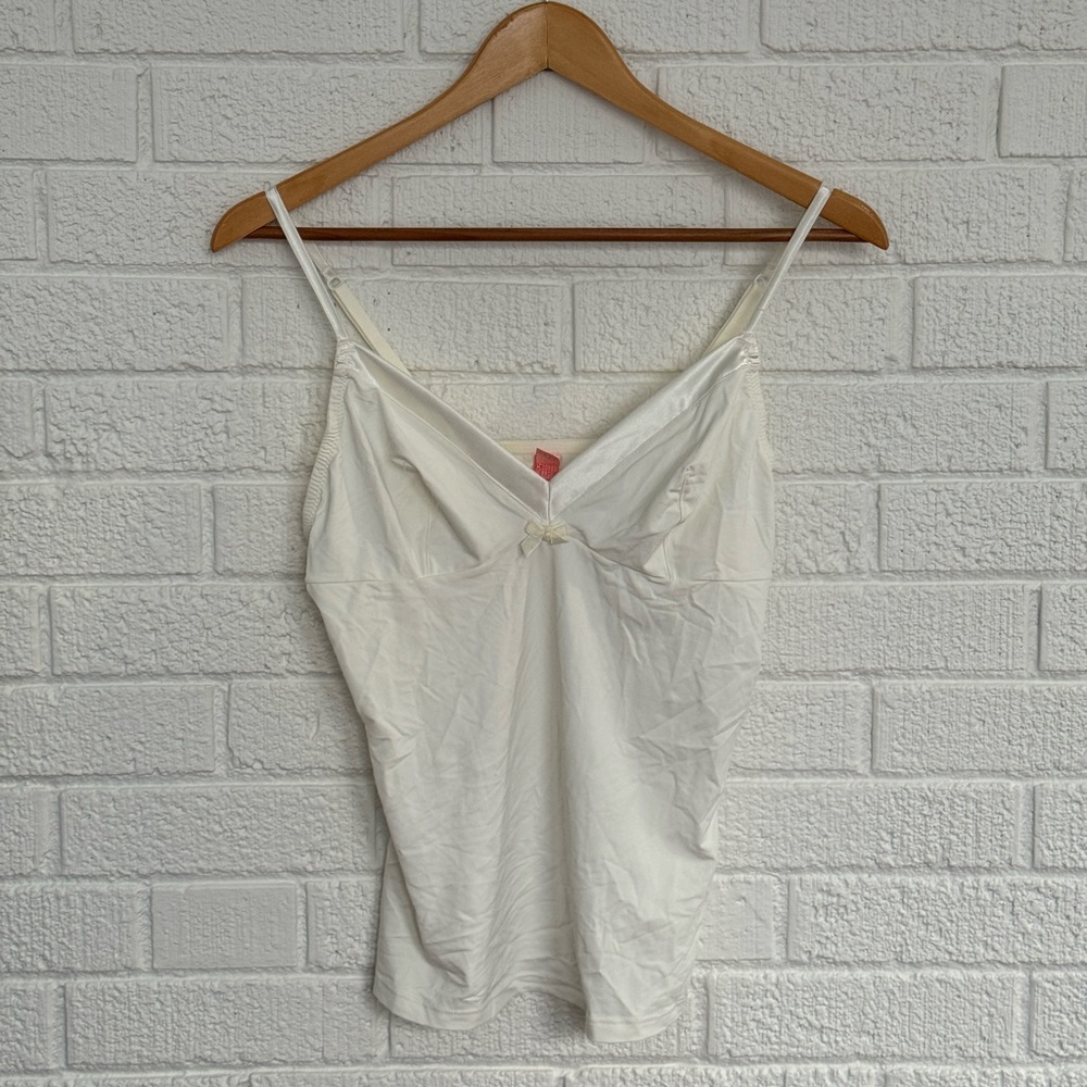 balletcore ivory tank top!